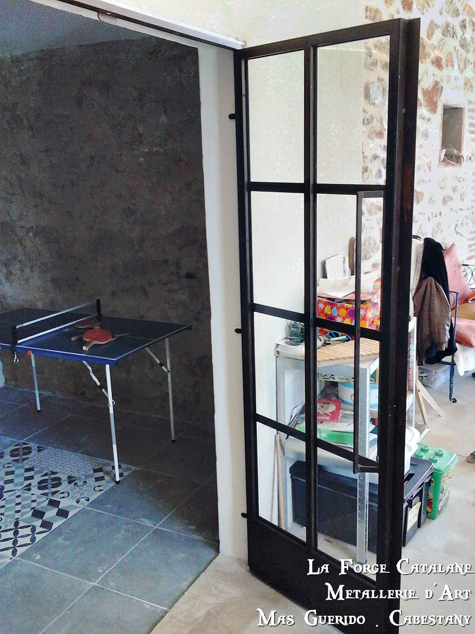 Porte 2 vantaux verriere ancien atelier petits carreaux baton marechal forge catalane 2.jpg